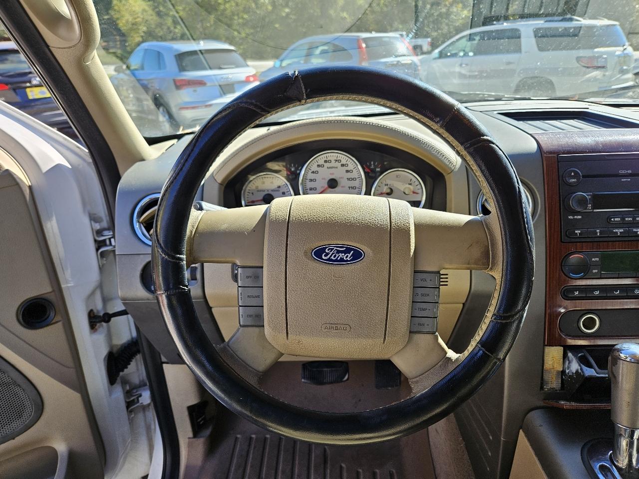 Ford F-150 Lariat SuperCrew 4WD 2005