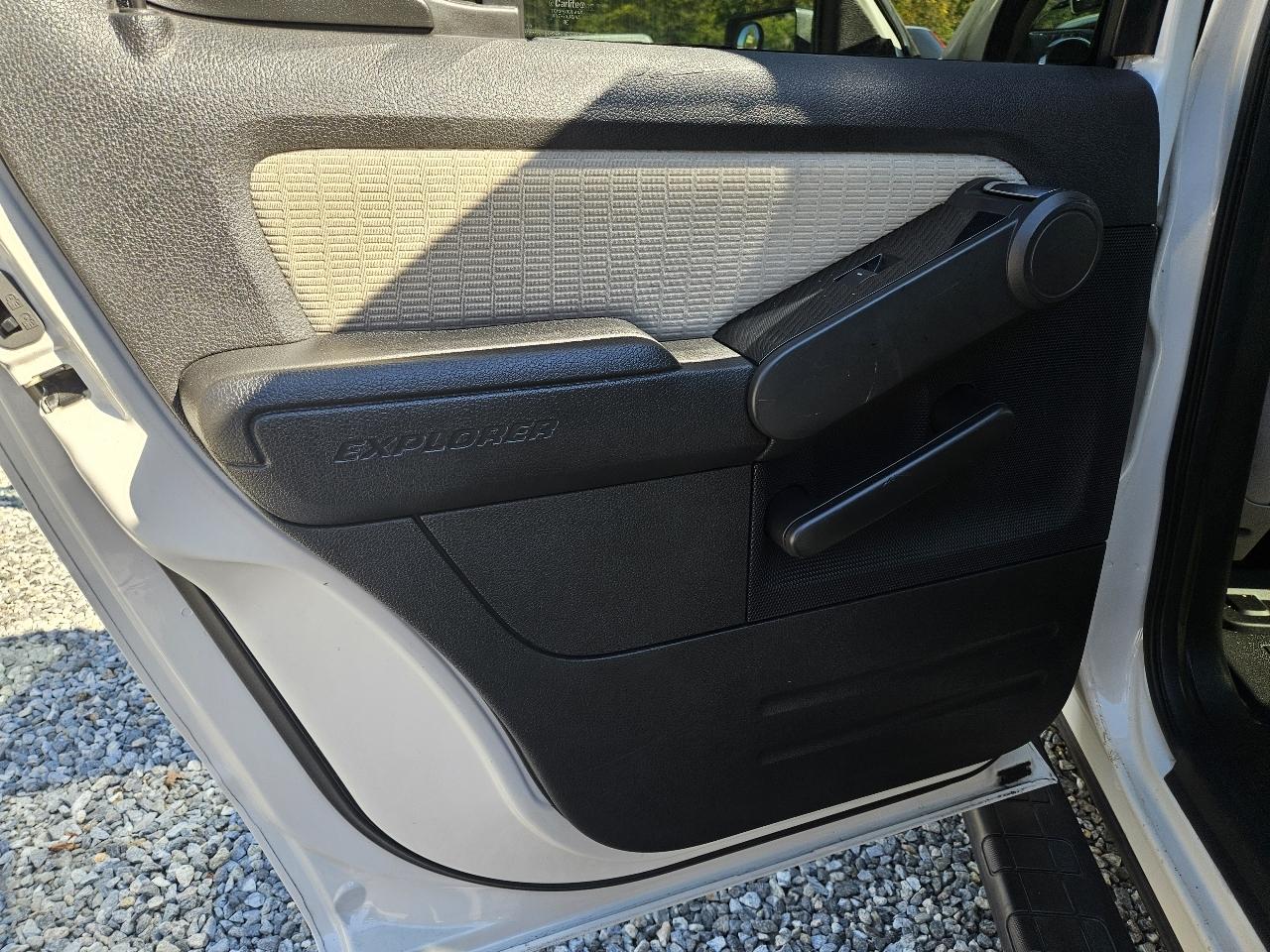 Ford Explorer Sport Trac XLT 4.0L 2WD 2008