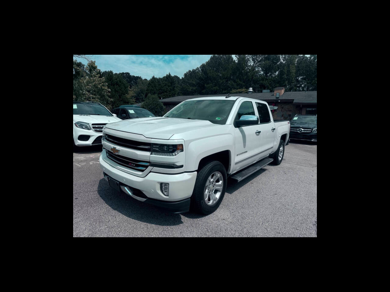 2018 Chevrolet Silverado 1500 4WD Crew Cab 143.5" LTZ w/2LZ