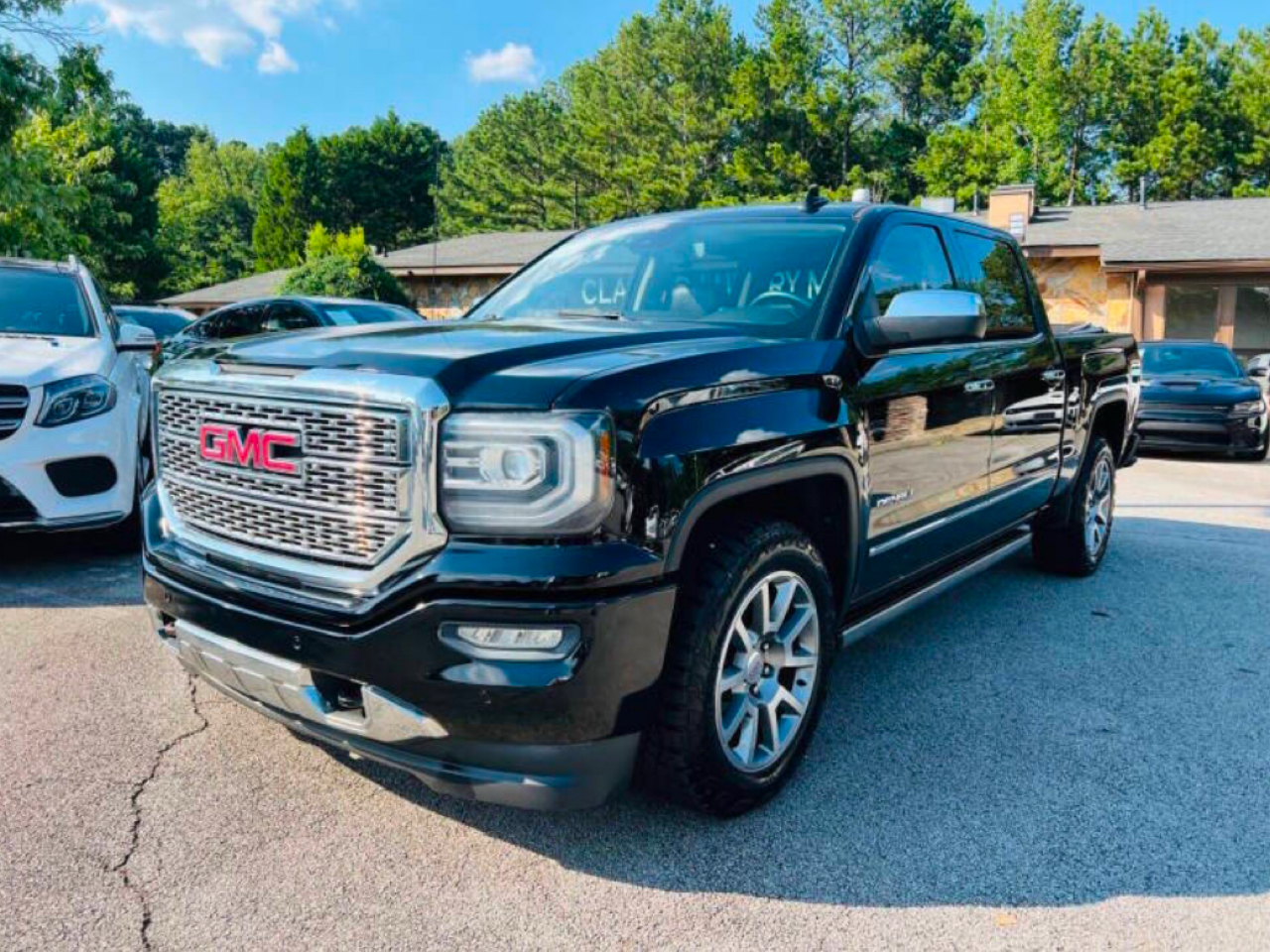 2016 GMC Sierra 1500 4WD Crew Cab 143.5" Denali