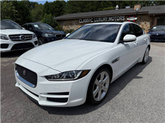 2017 Jaguar XE 