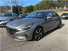 2022 Hyundai Elantra 