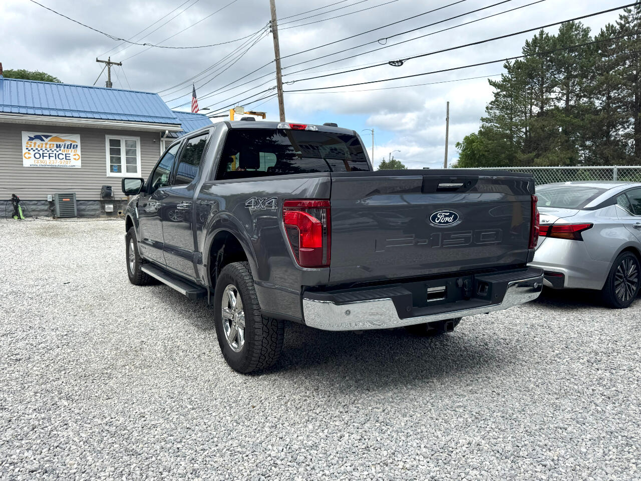 2024 Ford F-150 XLT photo 3