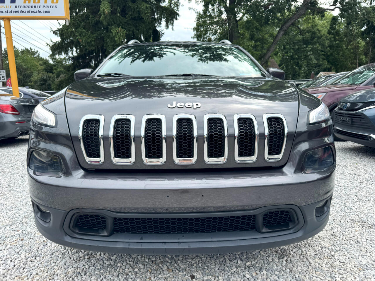2015 Jeep Cherokee Latitude photo 8