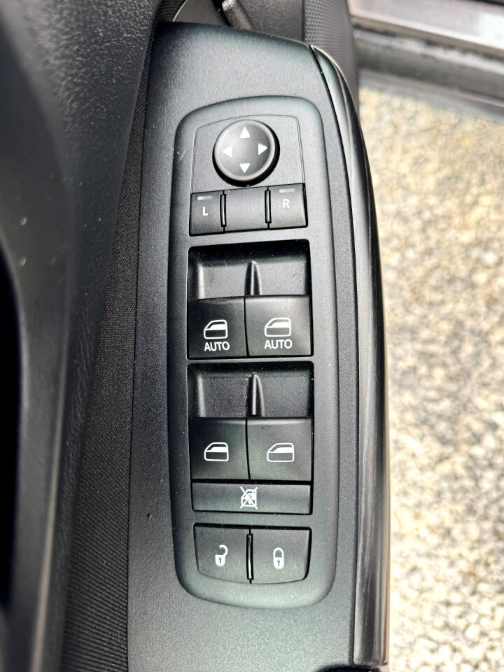 2015 Jeep Cherokee Latitude photo 12