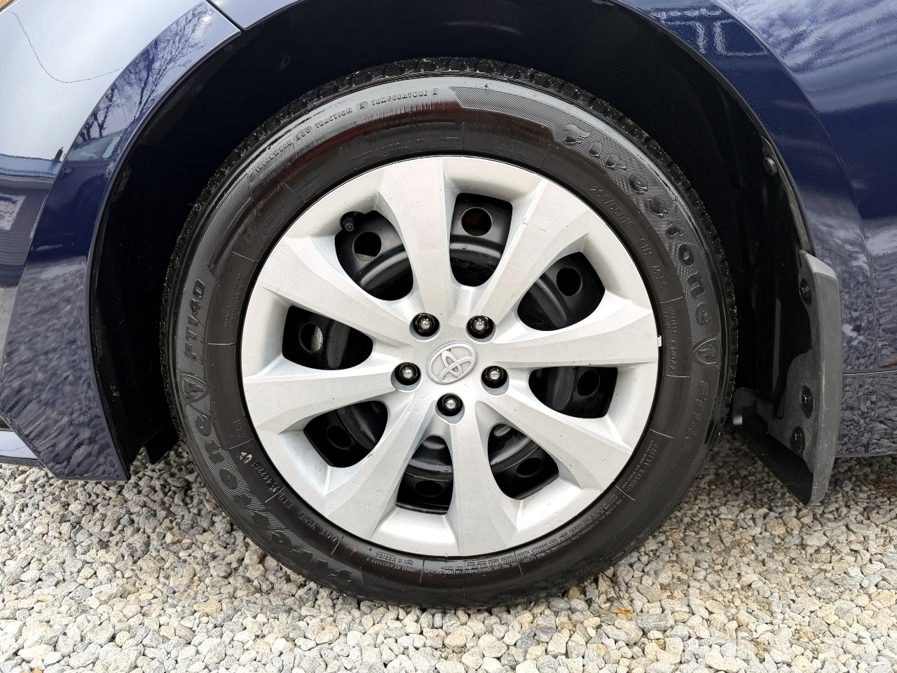 Toyota Corolla LE 2023