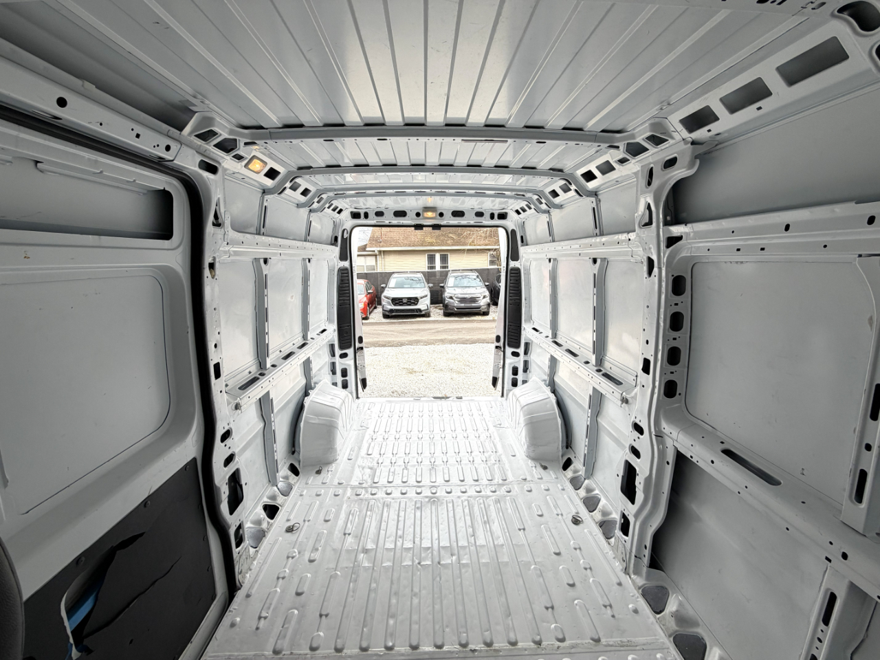RAM Promaster 2500 High Roof 159-in. WB 2021
