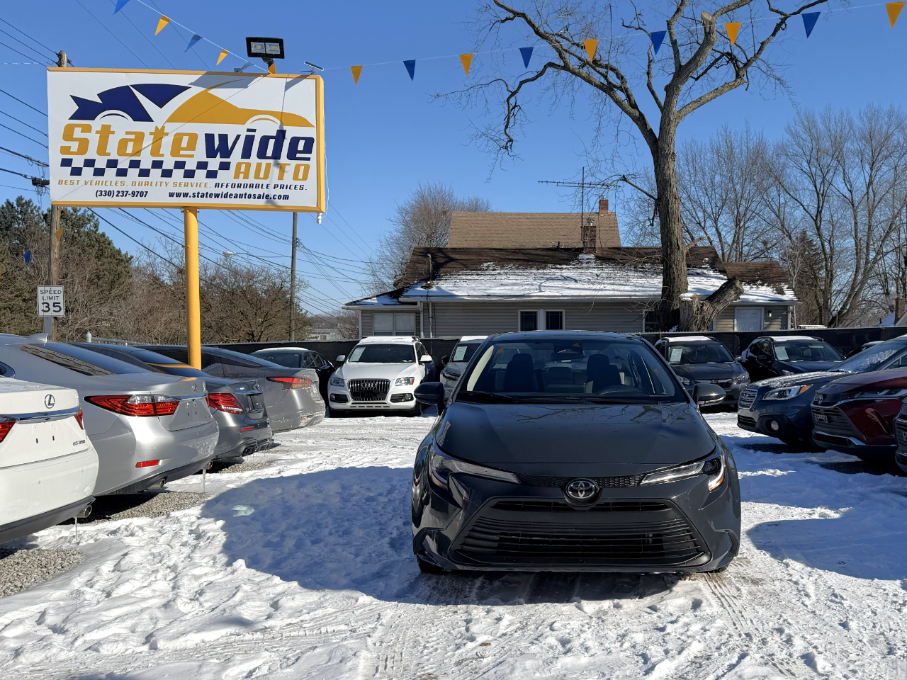 Toyota Corolla LE 2025