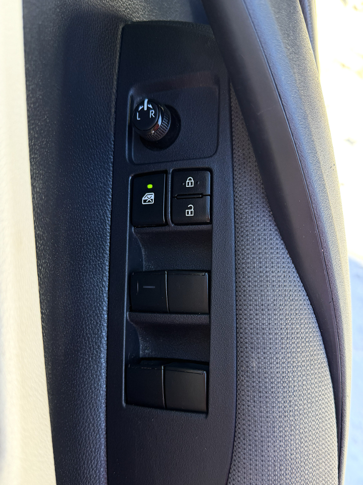 Toyota Corolla LE 2025