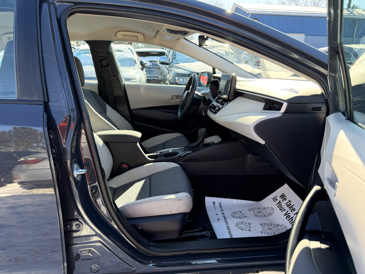 Toyota Corolla LE 2025