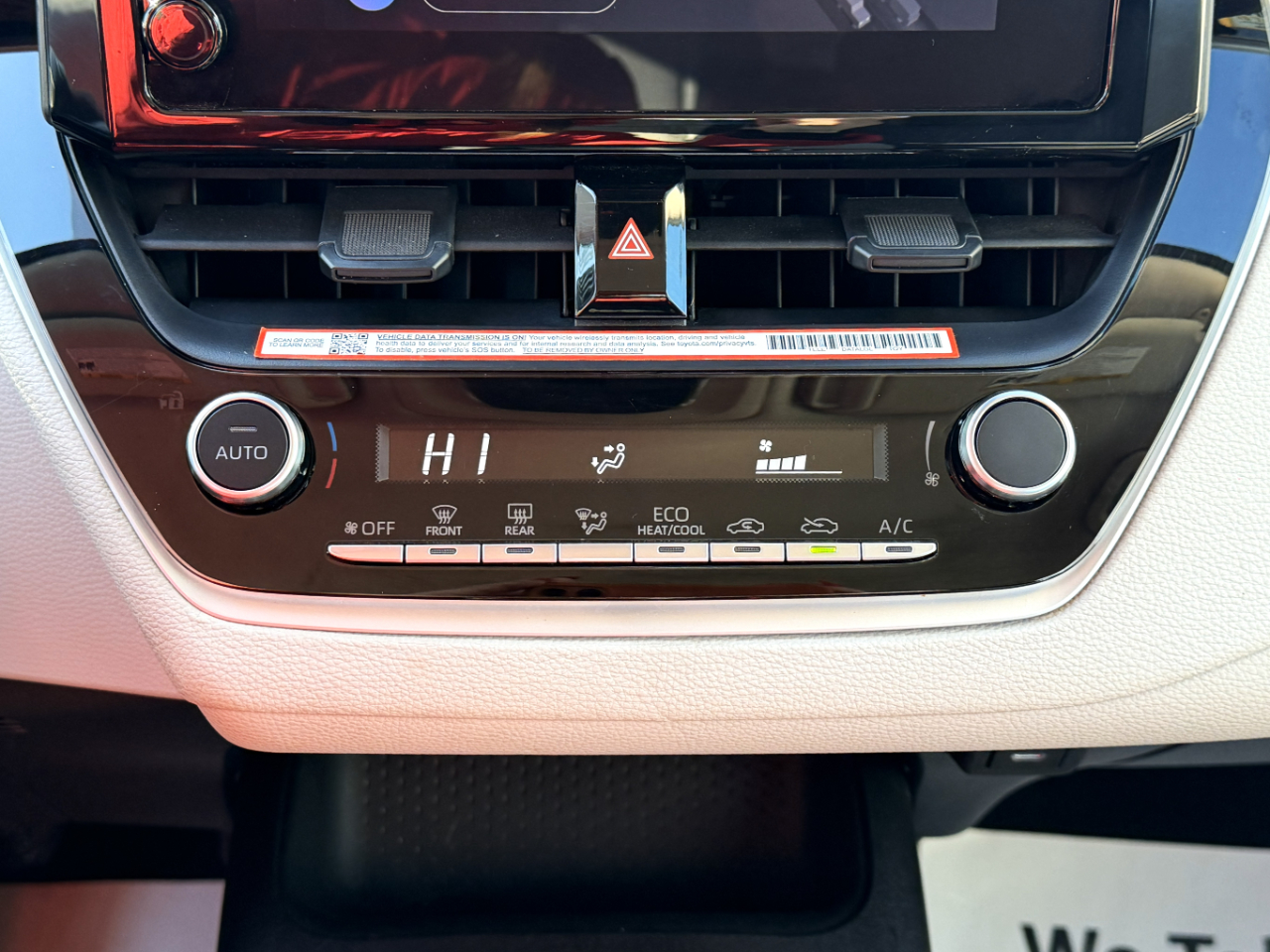 Toyota Corolla LE 2025