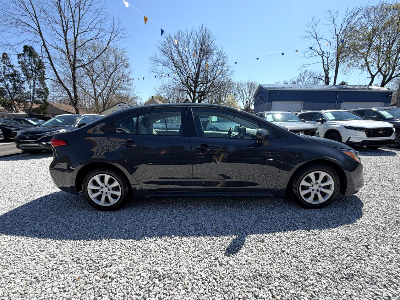 Toyota Corolla LE 2025