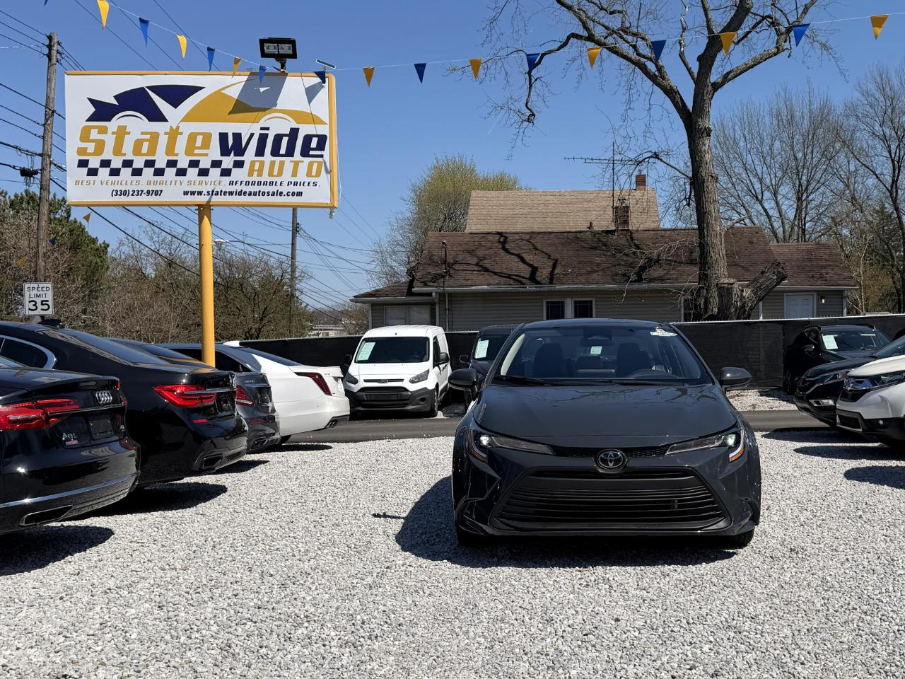 Toyota Corolla LE 2025