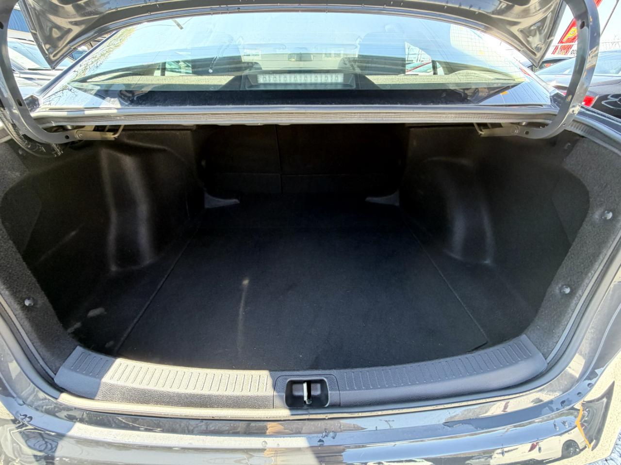 Toyota Corolla LE 2025