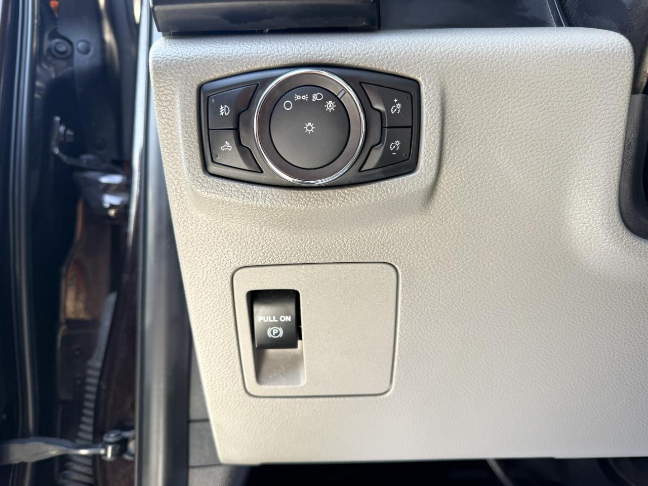 Ford F-150 XL SuperCrew 5.5-ft. Bed 4WD 2018