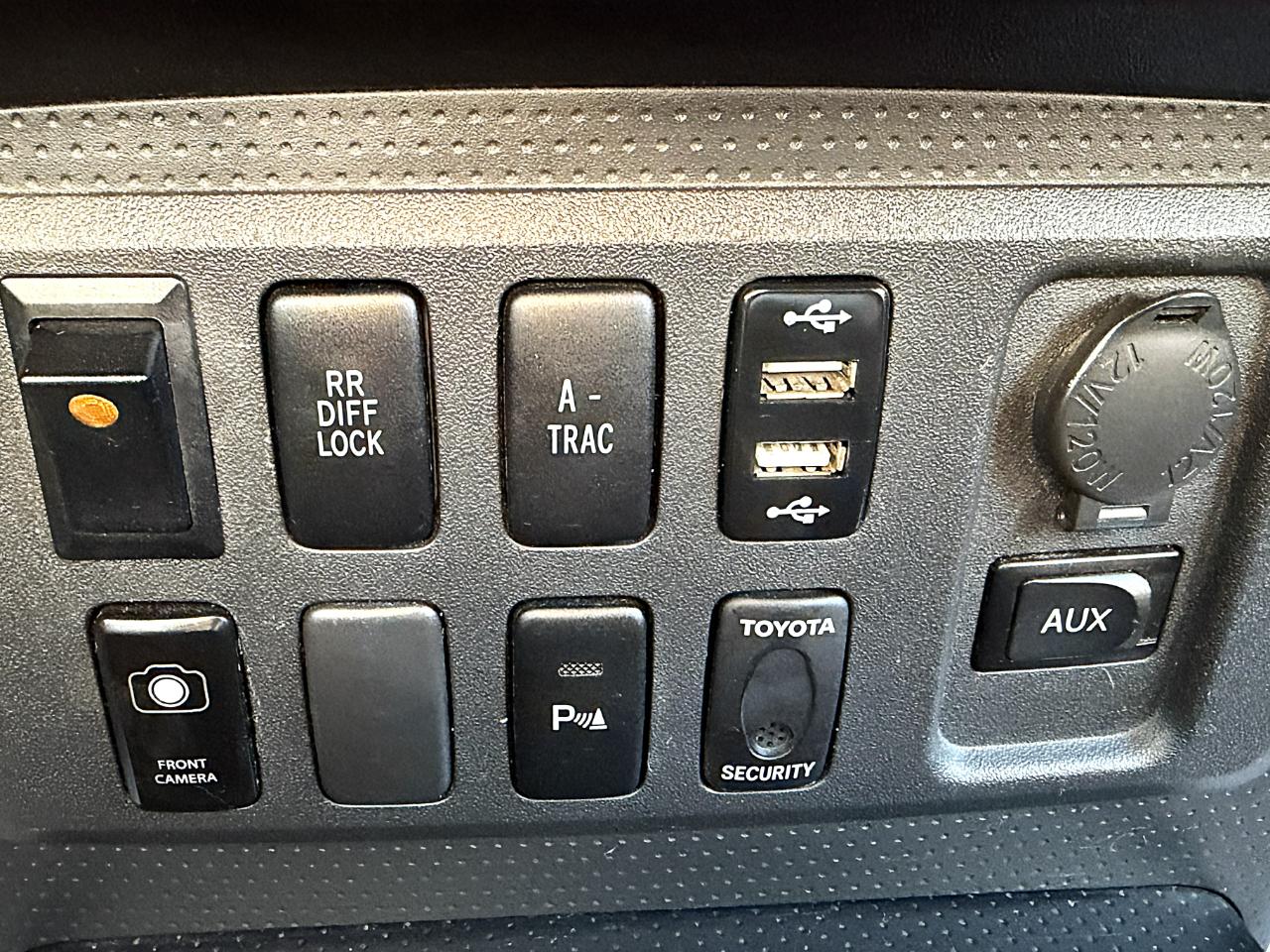 Toyota FJ Cruiser 4WD AT 2008