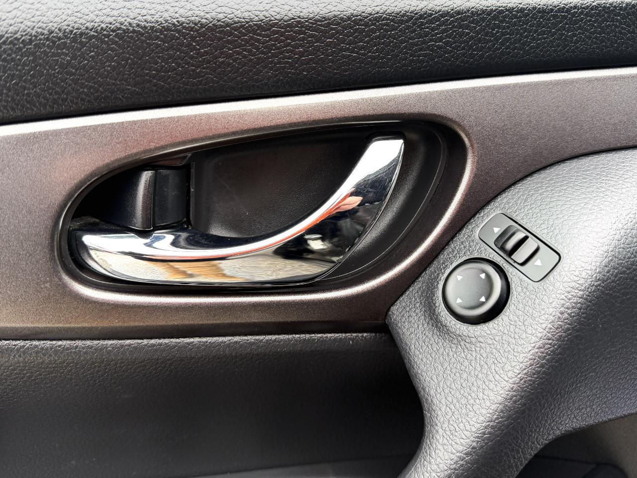 Nissan Rogue SV 2015