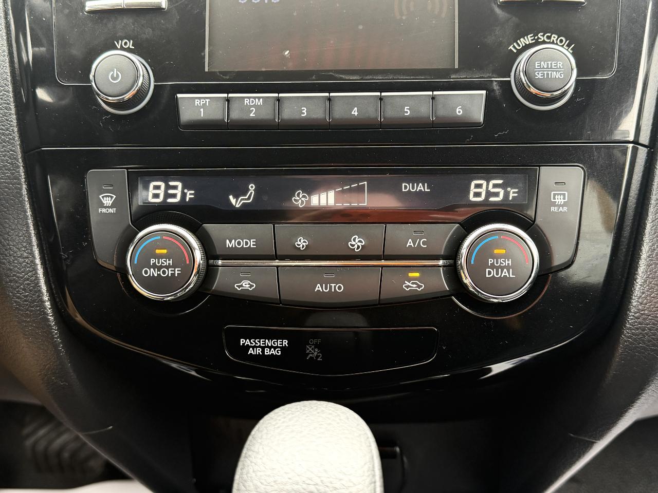 Nissan Rogue SV 2015