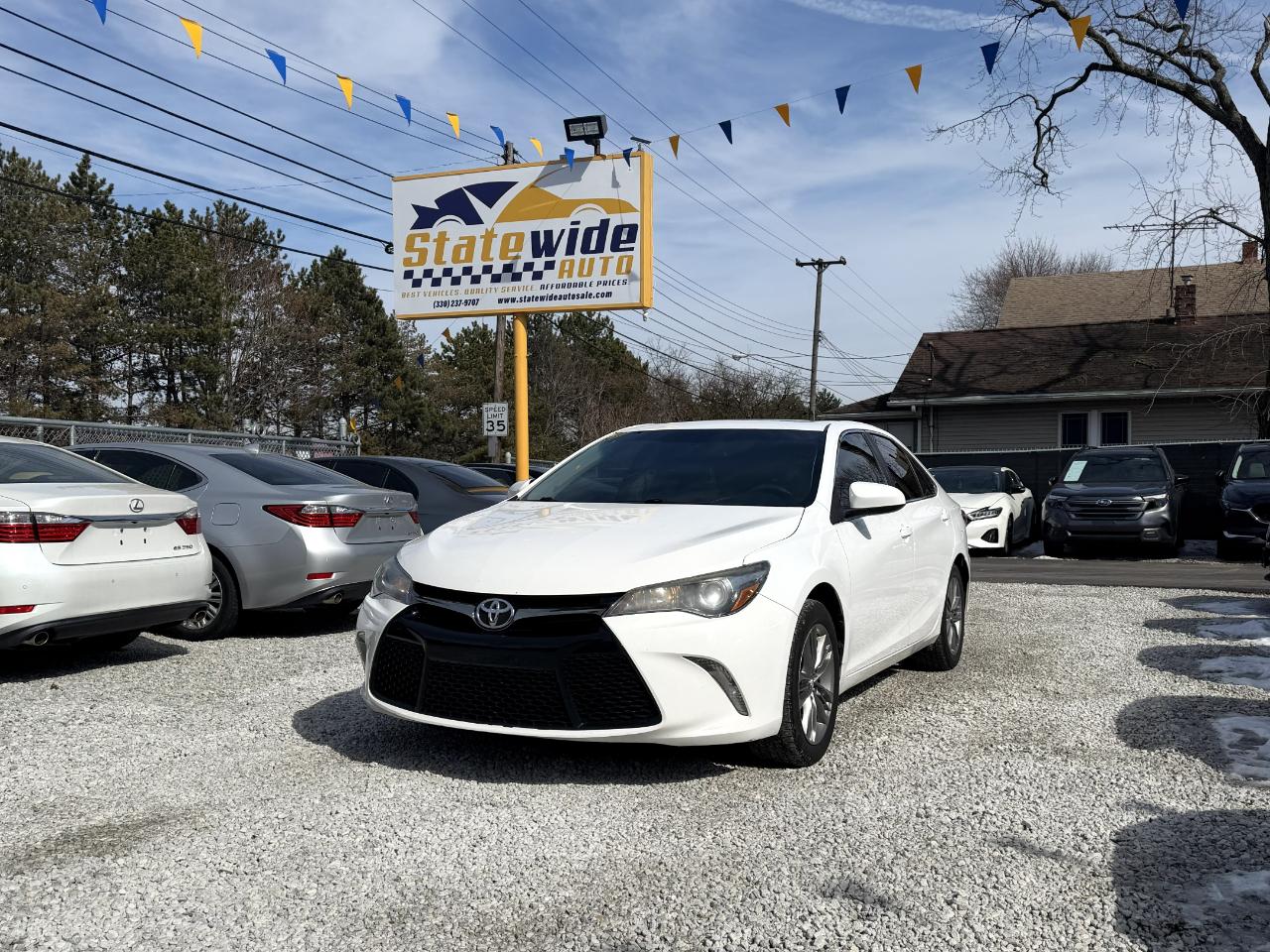 Toyota Camry SE 2017