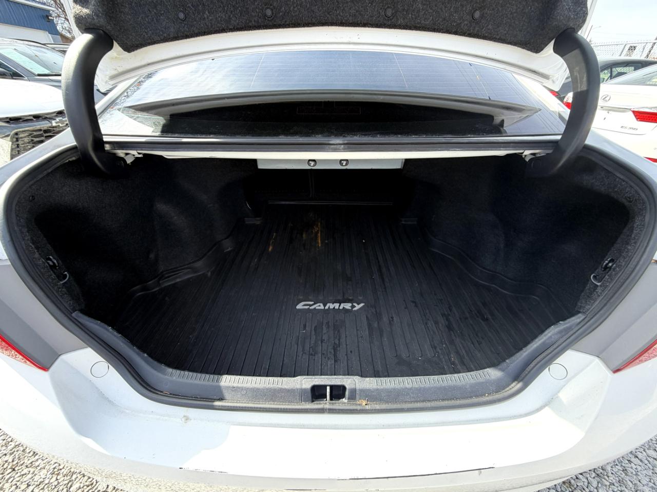 Toyota Camry SE 2017