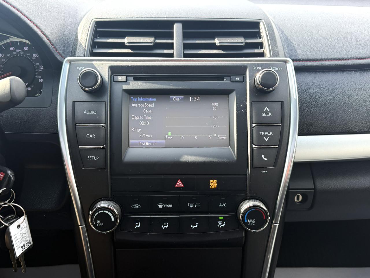 Toyota Camry SE 2017