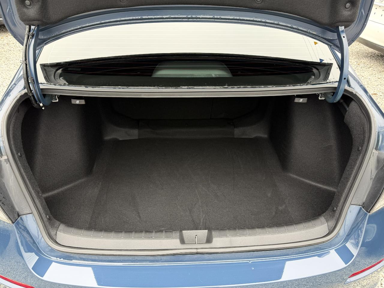 Honda Civic Sport Hybrid 2025