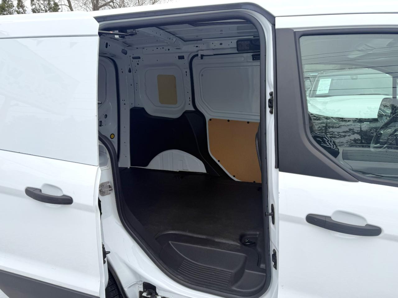 Ford Transit Connect Cargo Van XL SWB w/Rear Liftgate 2018