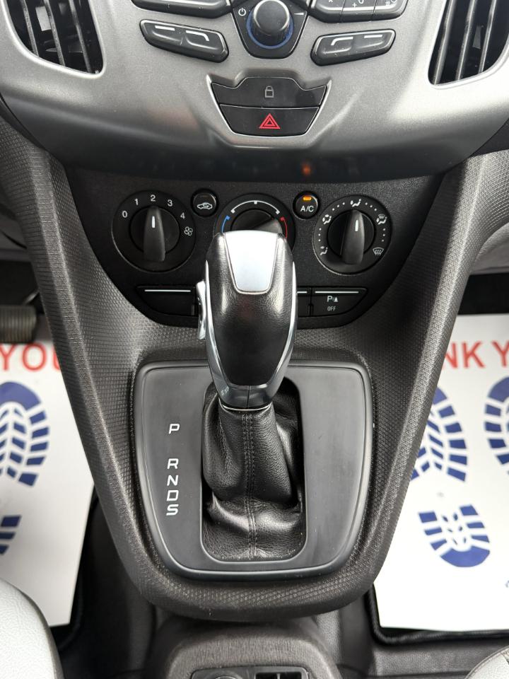 Ford Transit Connect Cargo Van XL SWB w/Rear Liftgate 2018