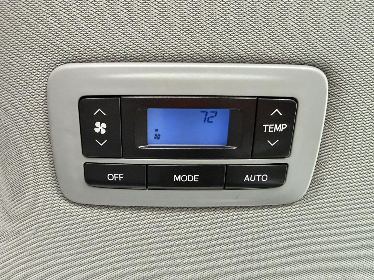 Toyota Sienna XLE 7-Passenger AWD 2017