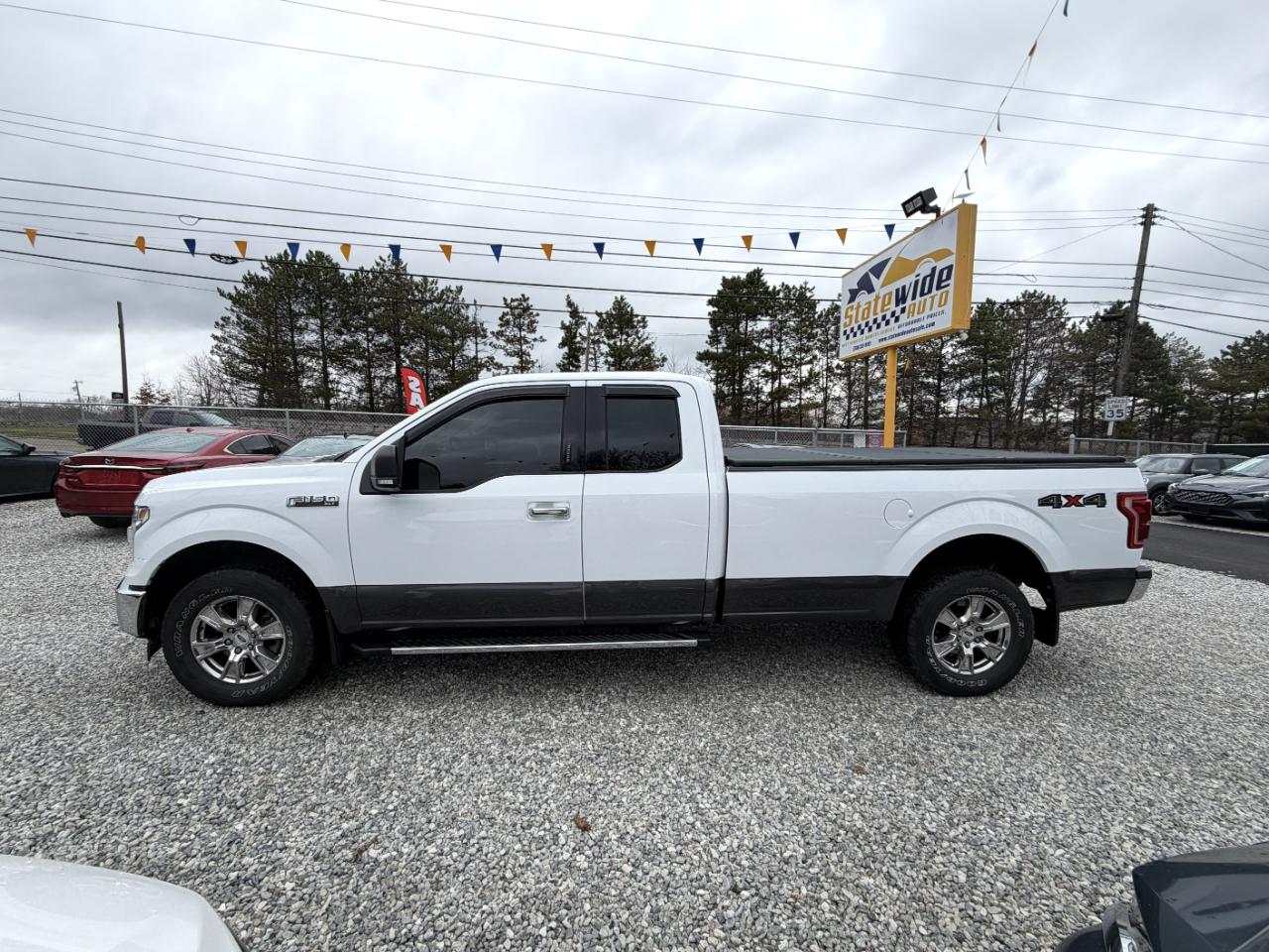 Ford F-150 4WD SuperCab 145" XL 2017