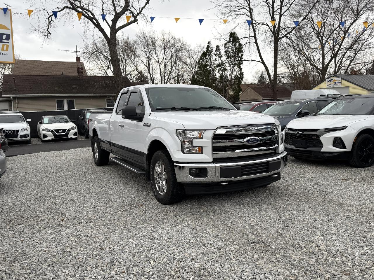 Ford F-150 4WD SuperCab 145" XL 2017