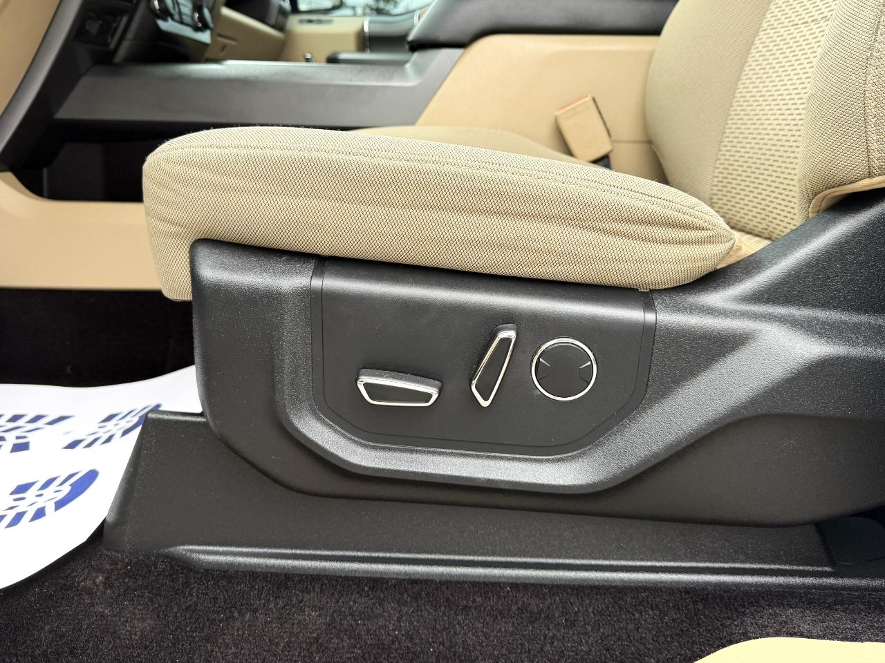 Ford F-150 4WD SuperCab 145" XL 2017