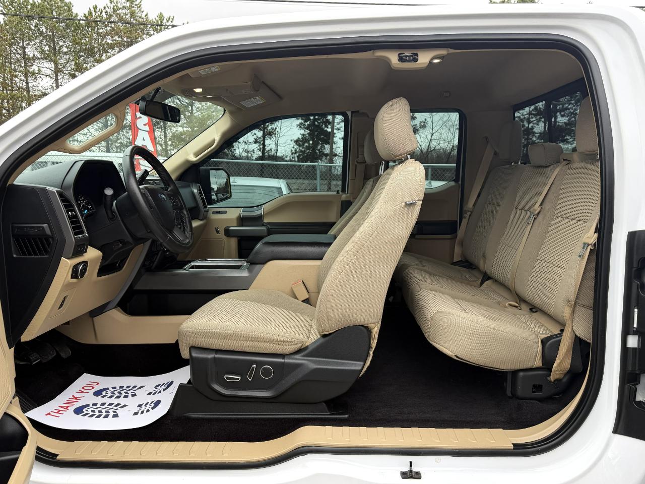 Ford F-150 4WD SuperCab 145" XL 2017