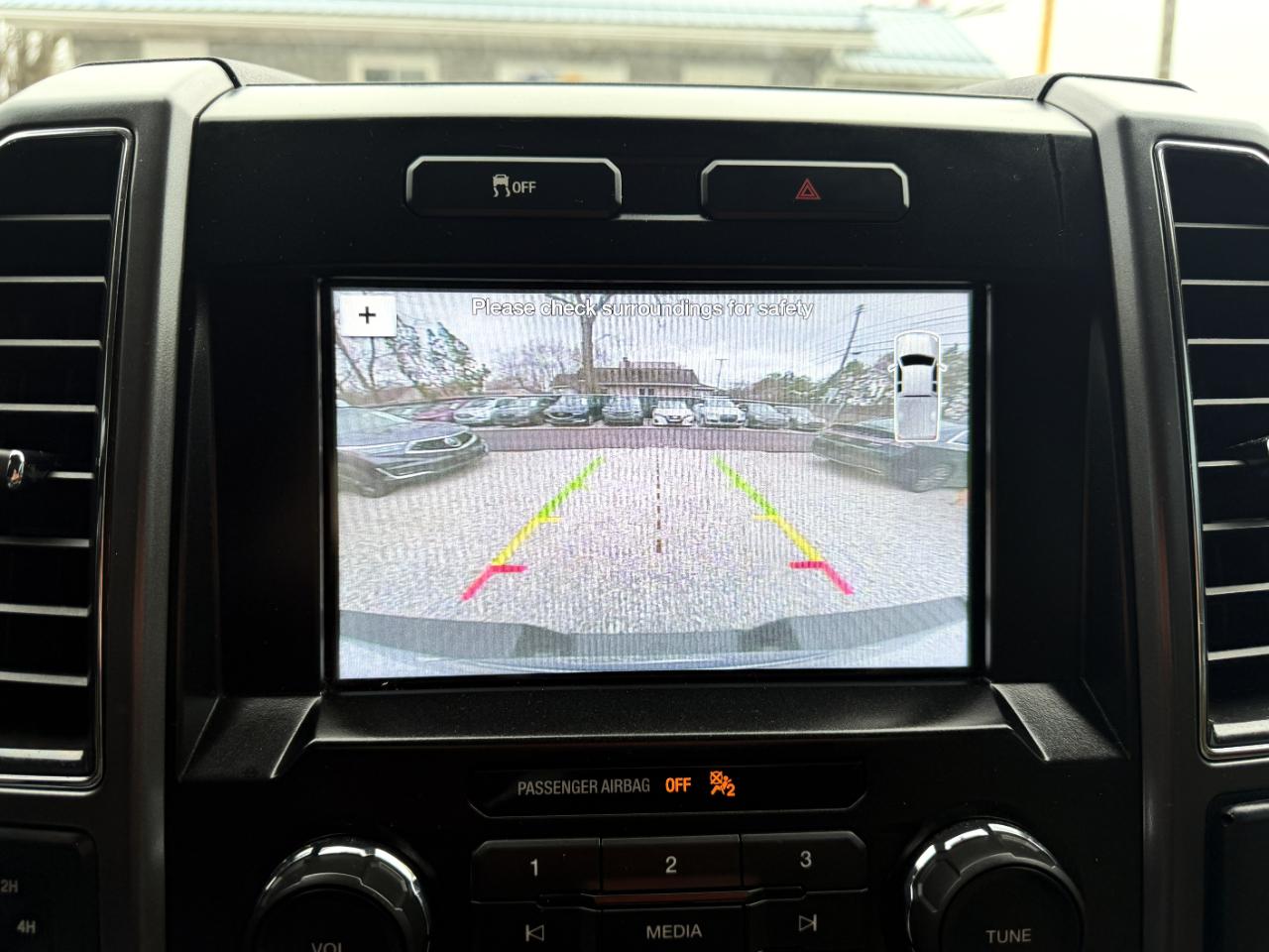 Ford F-150 4WD SuperCab 145" XL 2017