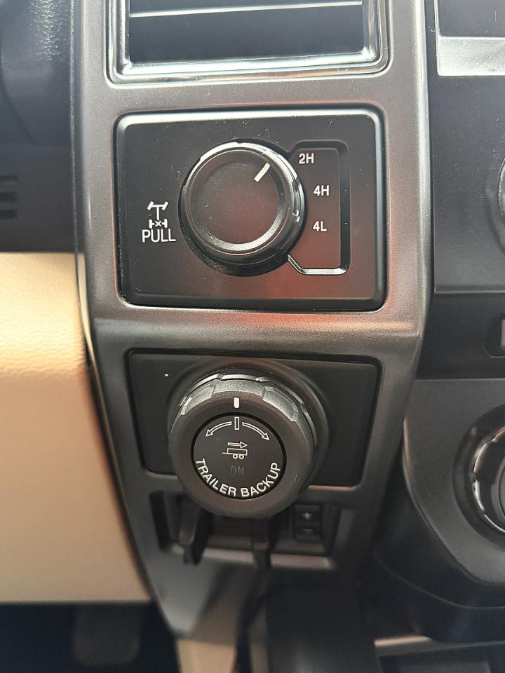 Ford F-150 4WD SuperCab 145" XL 2017