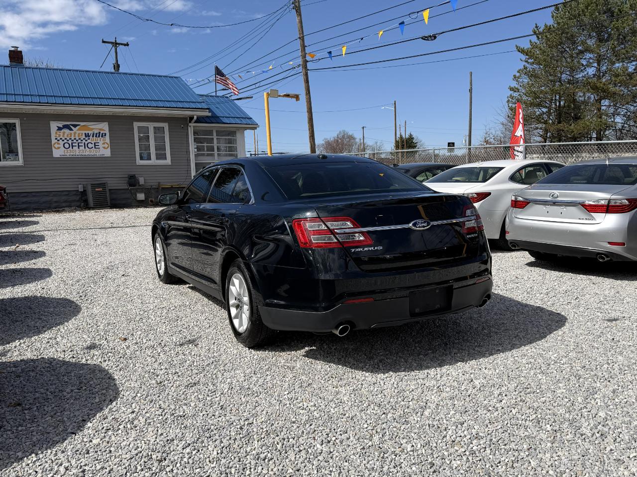 Ford Taurus SE FWD 2014