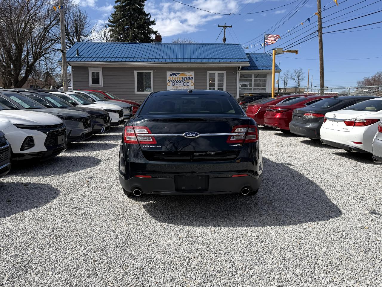 Ford Taurus SE FWD 2014