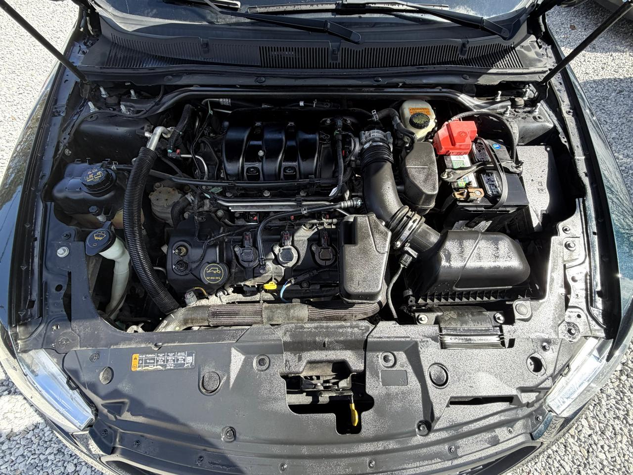 Ford Taurus SE FWD 2014