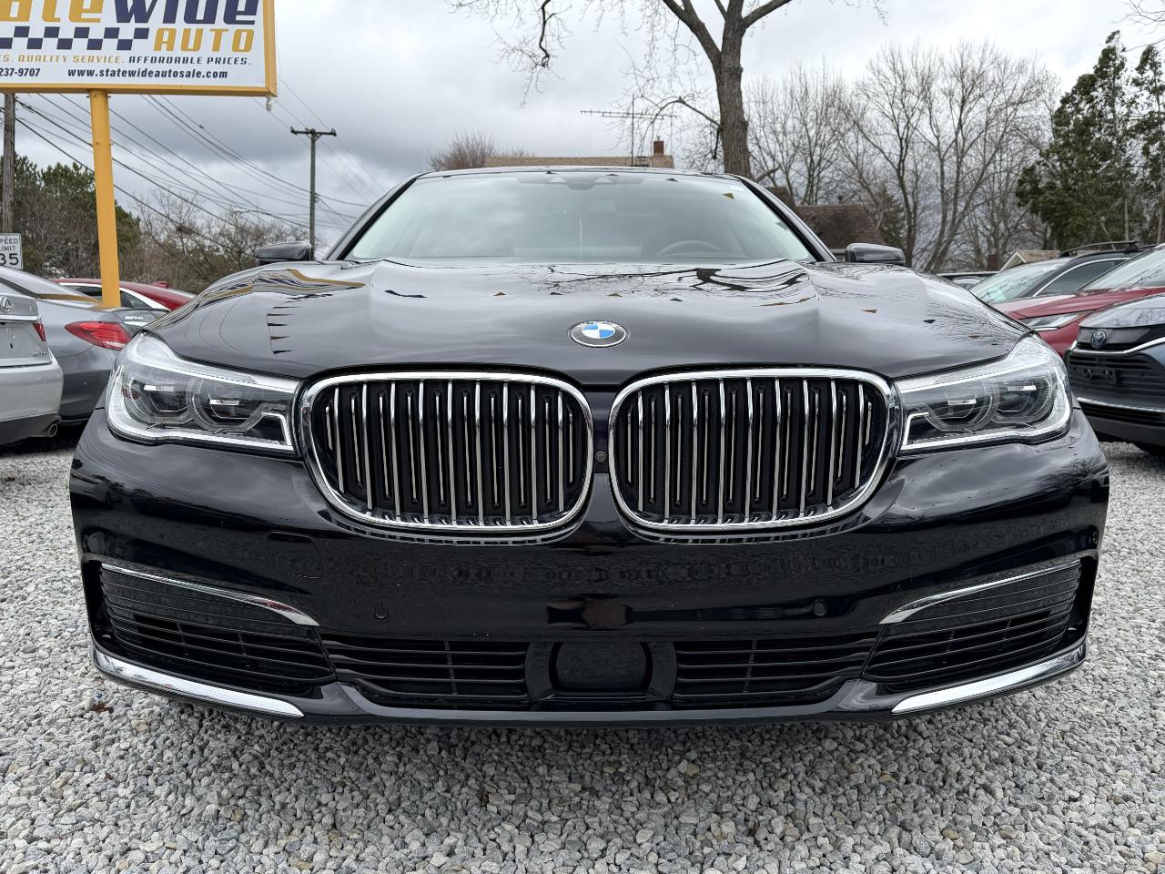 BMW 7-Series 750i 2019