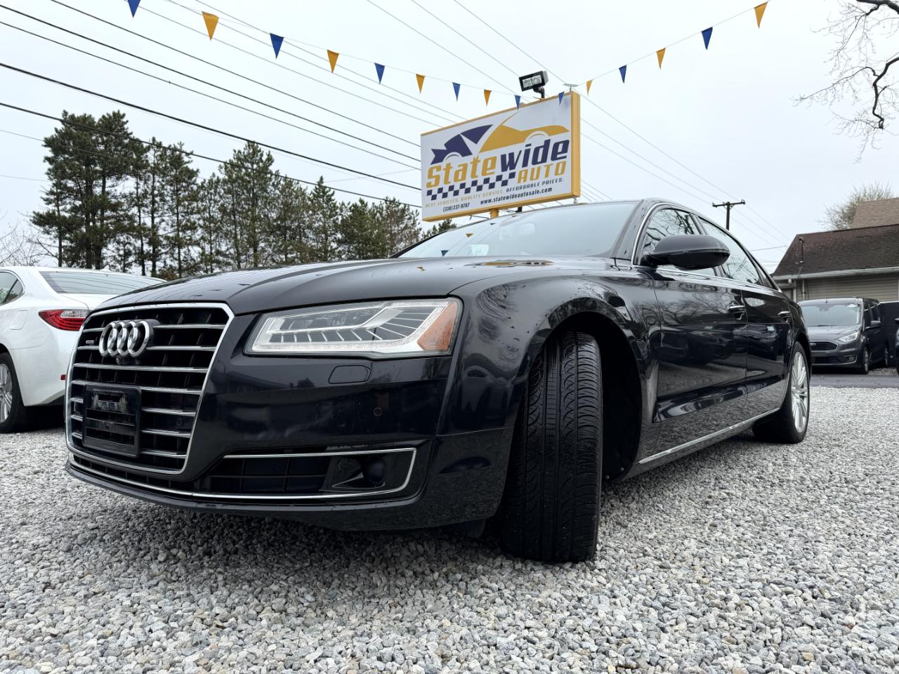 Audi A8 L 4.0T quattro 2015