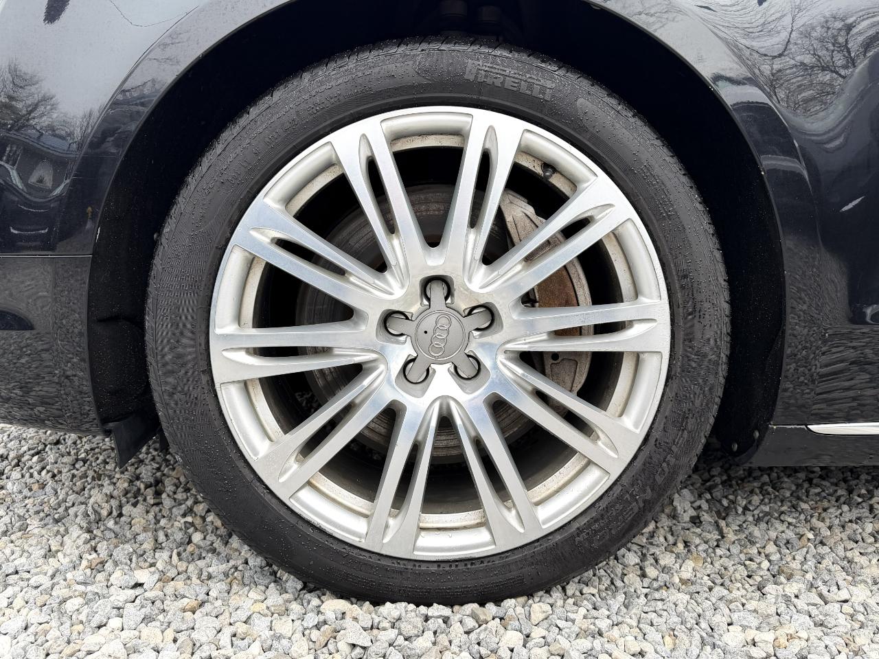 Audi A8 L 4.0T quattro 2015