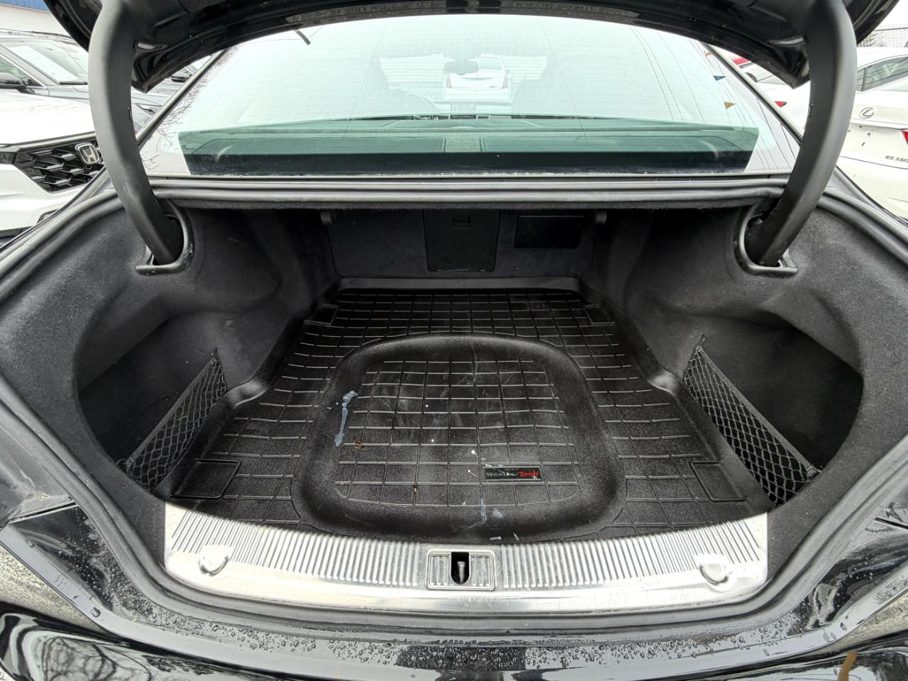 Audi A8 L 4.0T quattro 2015