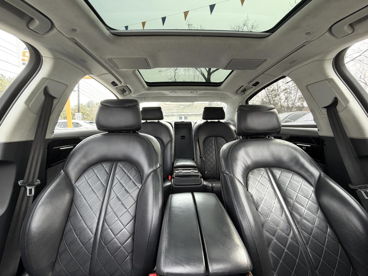 Audi A8 L 4.0T quattro 2015