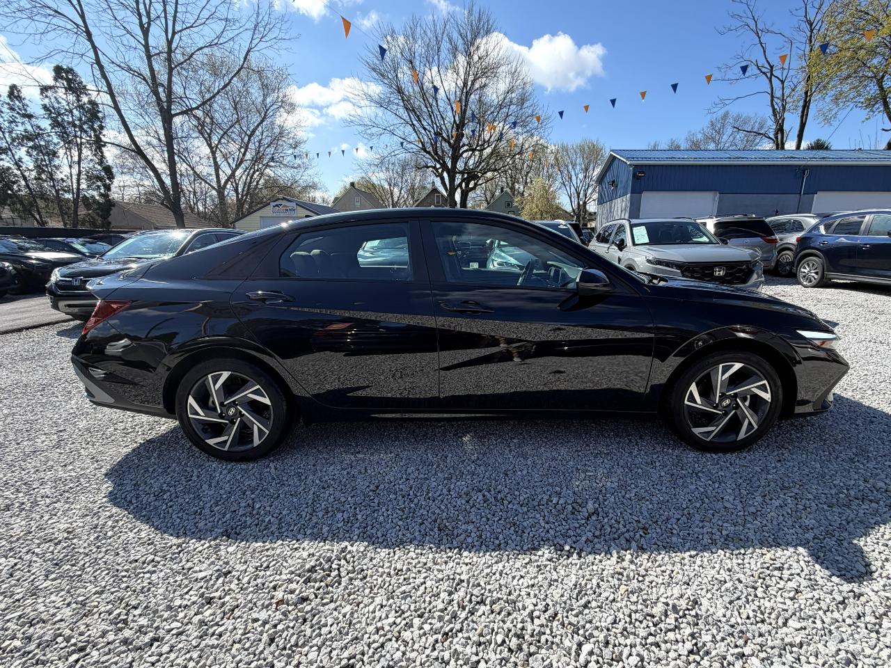 Hyundai Elantra SEL Sport 2025