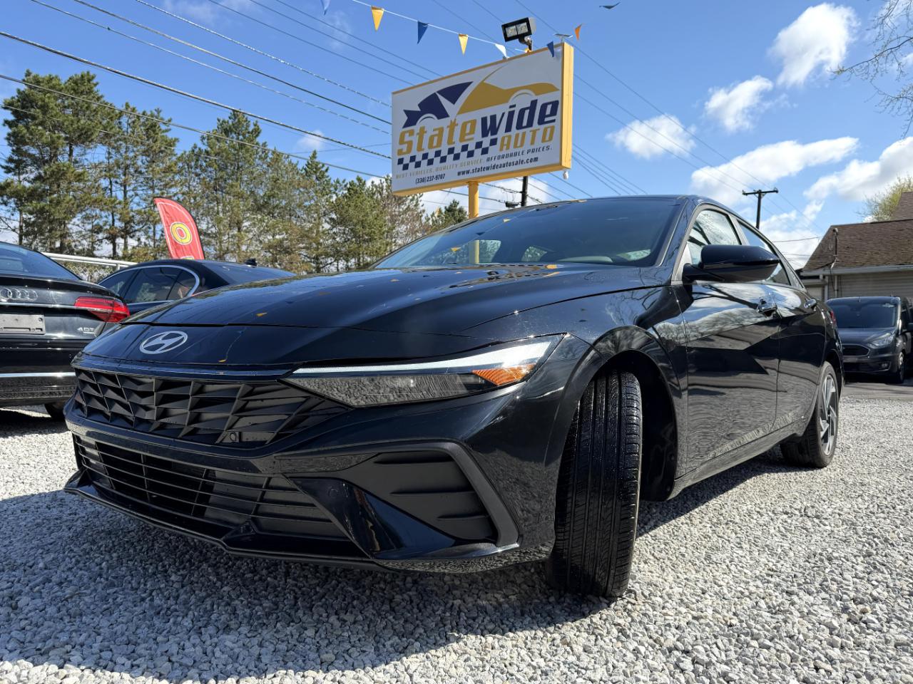 Hyundai Elantra SEL Sport 2025