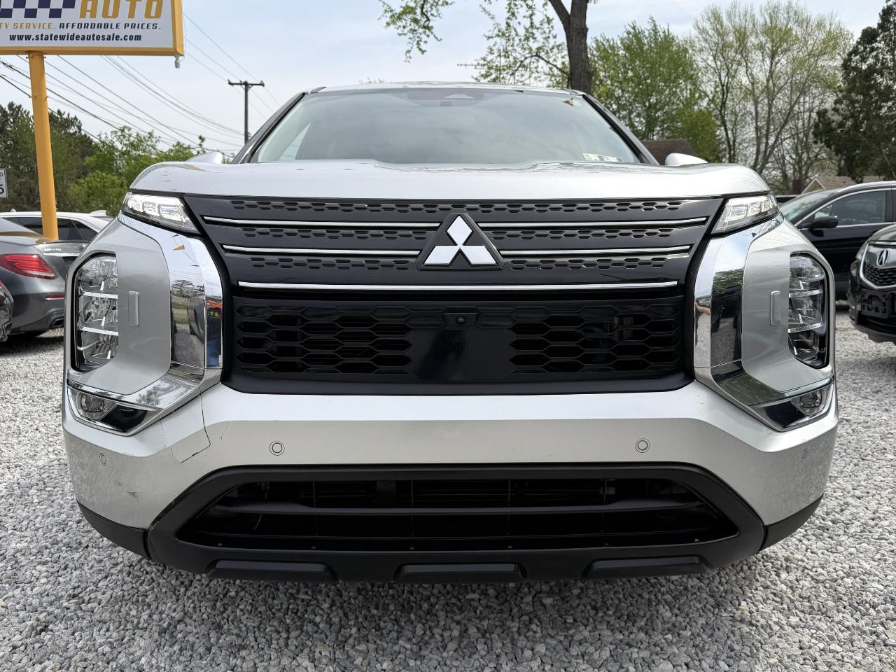 Mitsubishi Outlander SE AWC 2023
