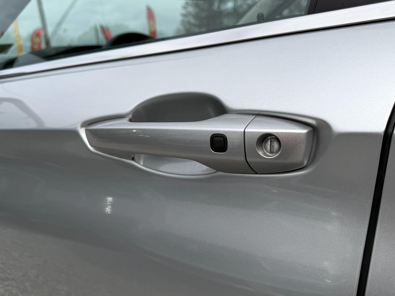 Mitsubishi Outlander SE AWC 2023