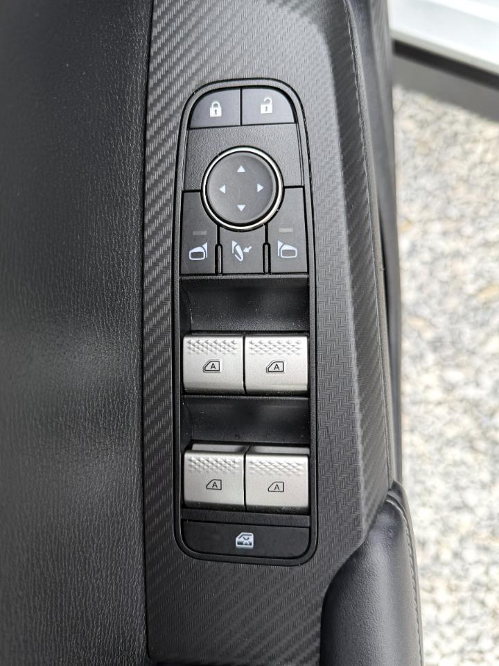 Mitsubishi Outlander SE AWC 2023