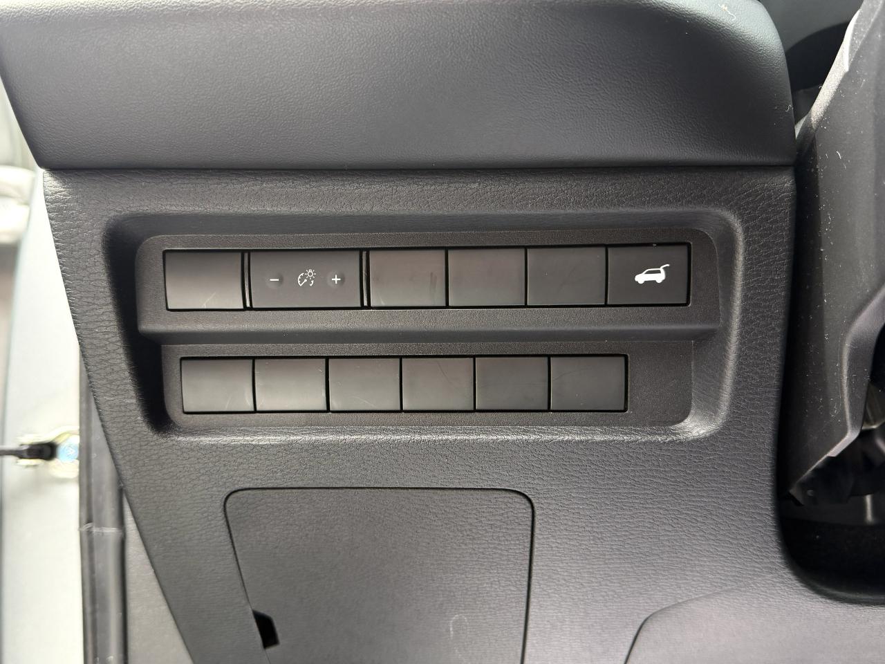 Mitsubishi Outlander SE AWC 2023