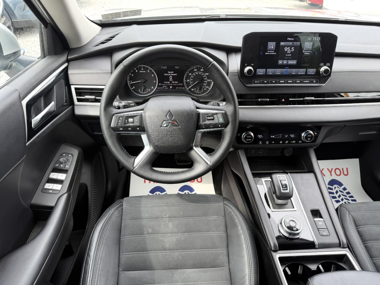 Mitsubishi Outlander SE AWC 2023